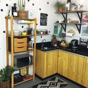 Estante Hipster Grandona Cozinha Kitchen Mel Aramados Pretos!