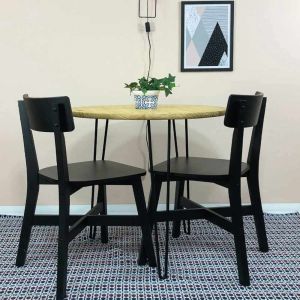 Conjunto Mesa de Jantar Industry 3 Lugares Redondo Natural Pés Pretos com 2 Cadeiras Botões Preta!